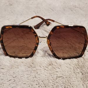 Oversized Leopard Sunglasses